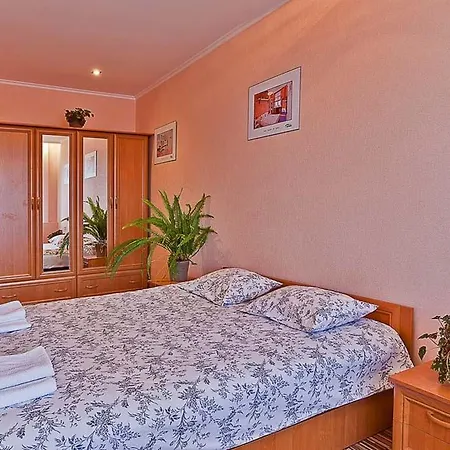 Apartament 33